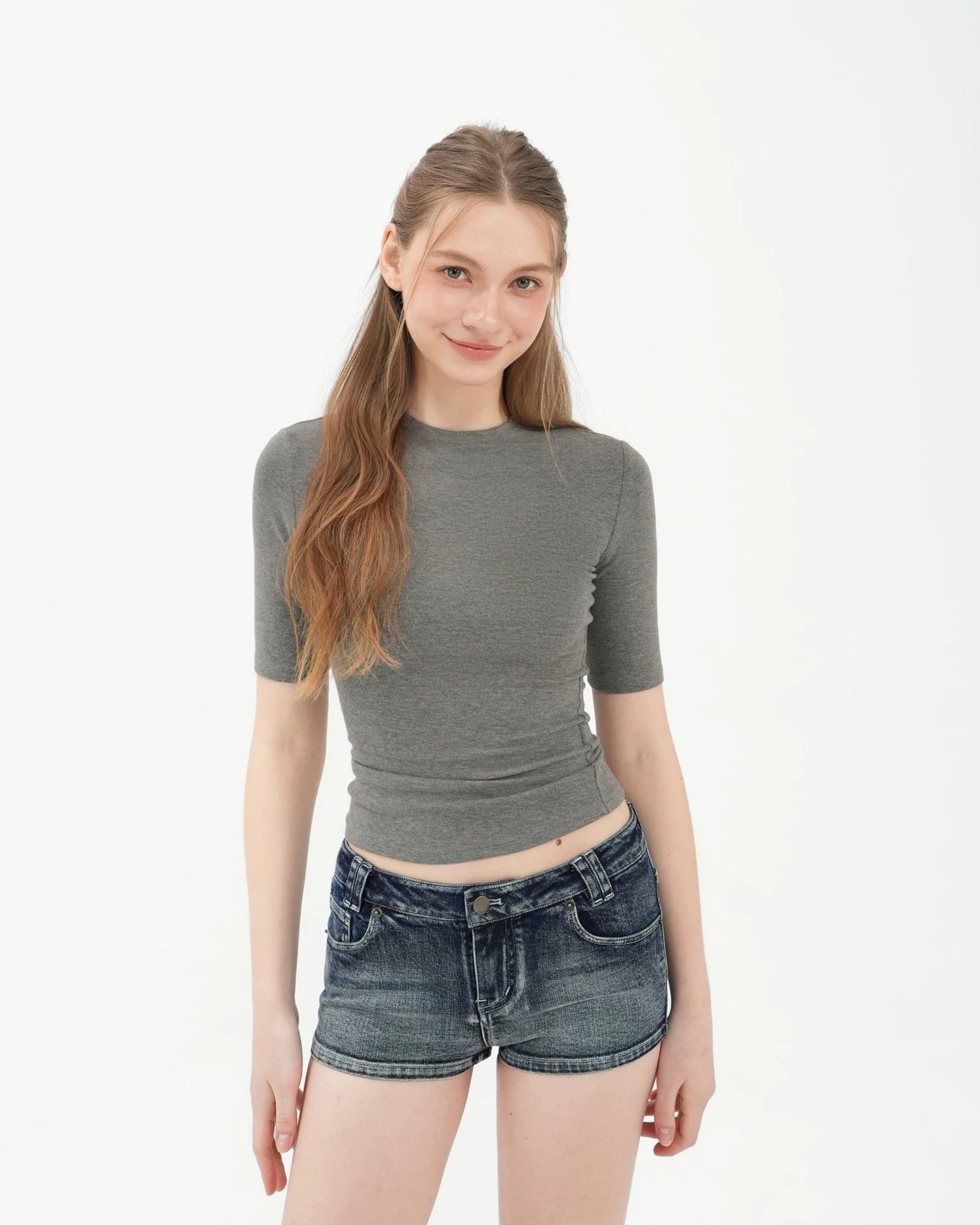Elle | Essential Mid Sleeve Tee