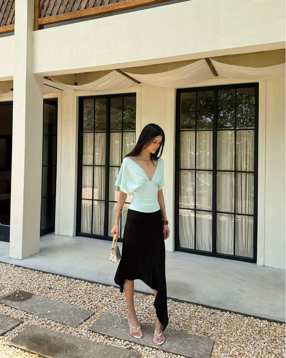 Luna Deep V Top