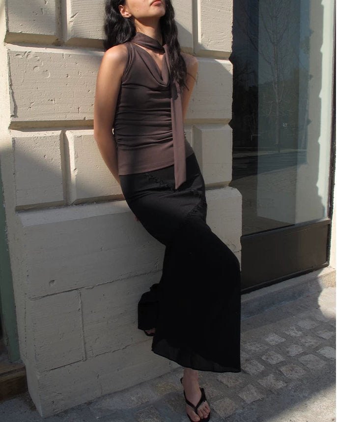 Mito de dar | Sand Mist Modal Drape Neck Scarf Tank