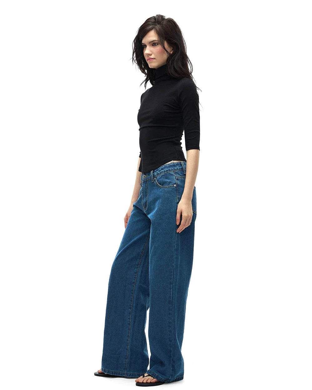 Model Off-Duty Low Rise Wide Leg Jeans