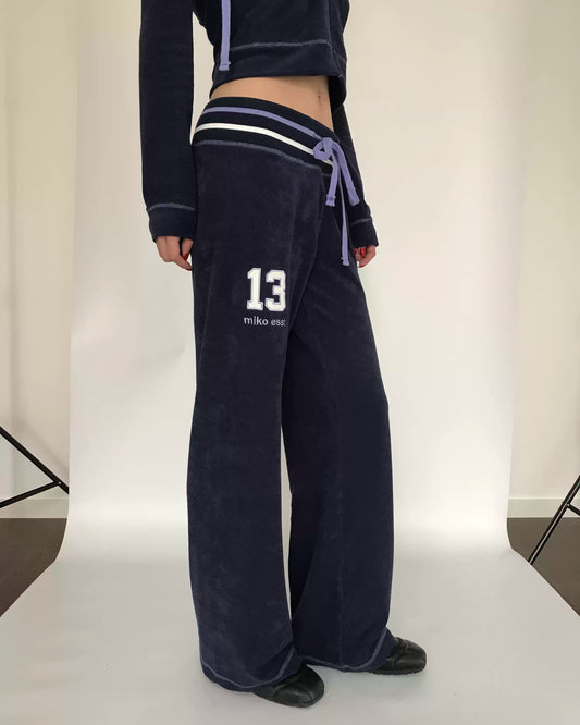 90s Low-Rise Varsity Wide-Leg Sweatpants