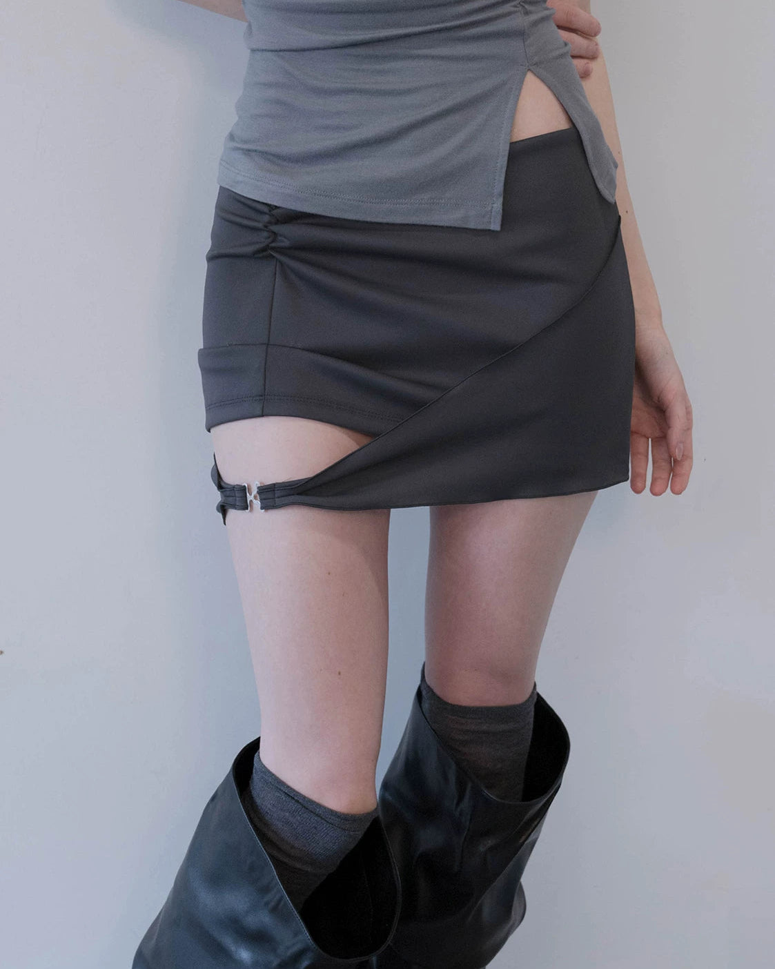 Eihey | Asymmetrical Cutout Mini Skirt