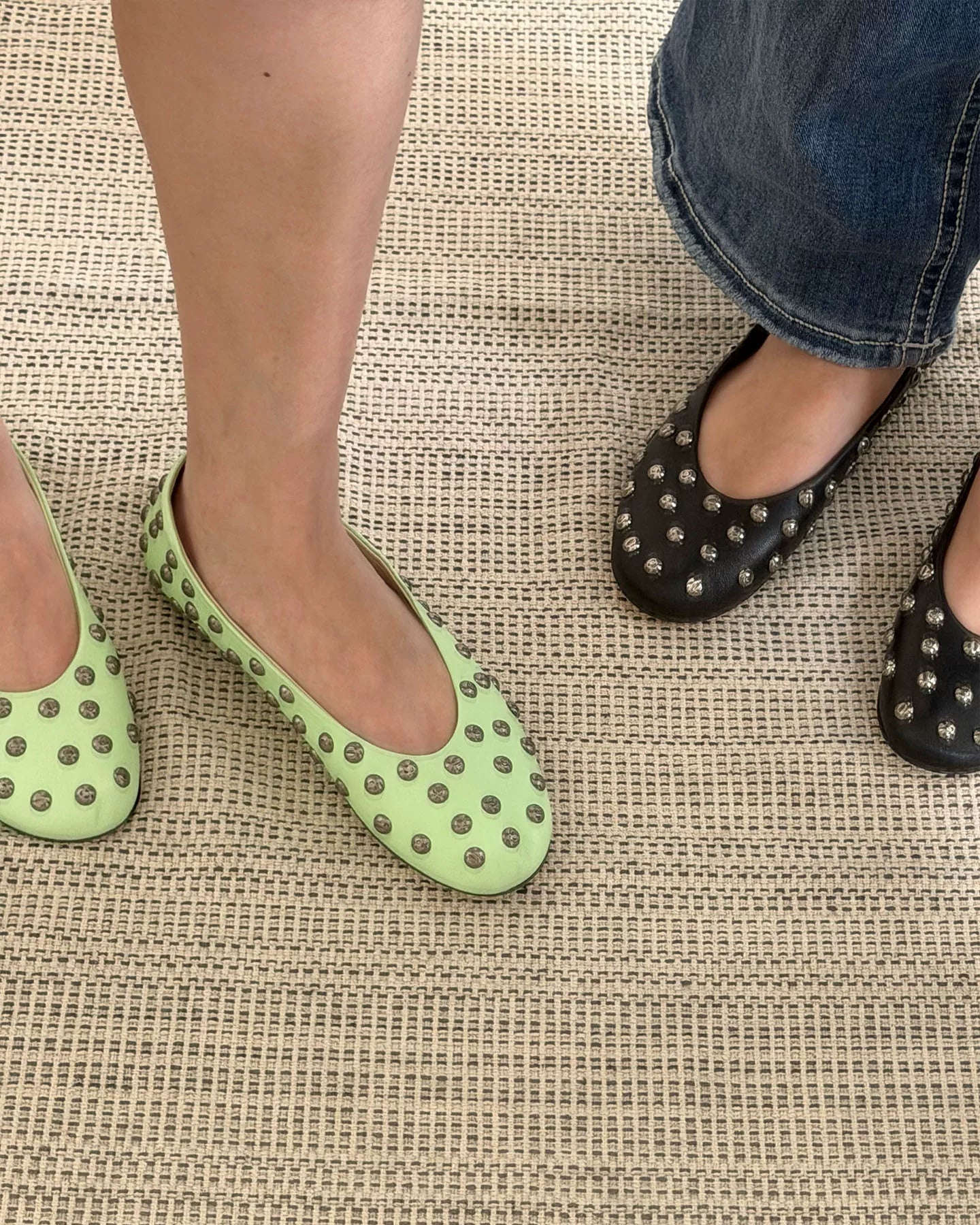 Elle | Bailarina Studs Ballet Flats