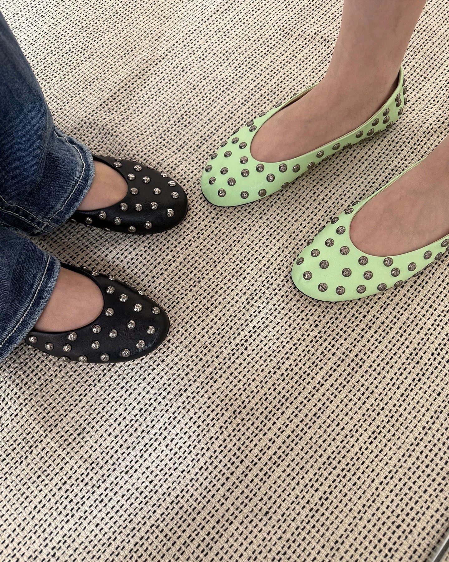 Elle | Bailarina Studs Ballet Flats