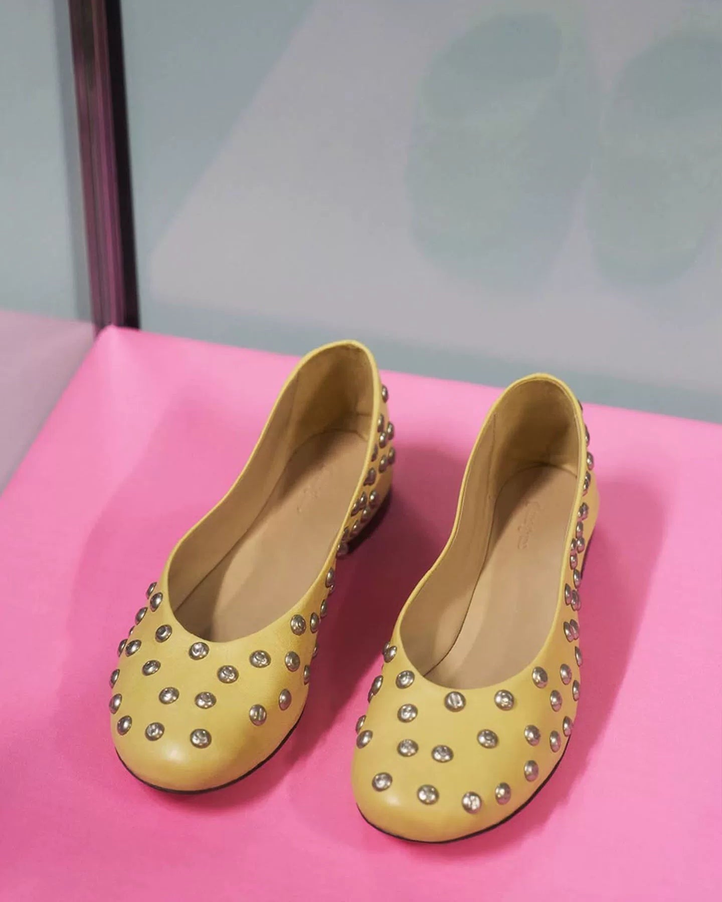 Elle | Bailarina Studs Ballet Flats
