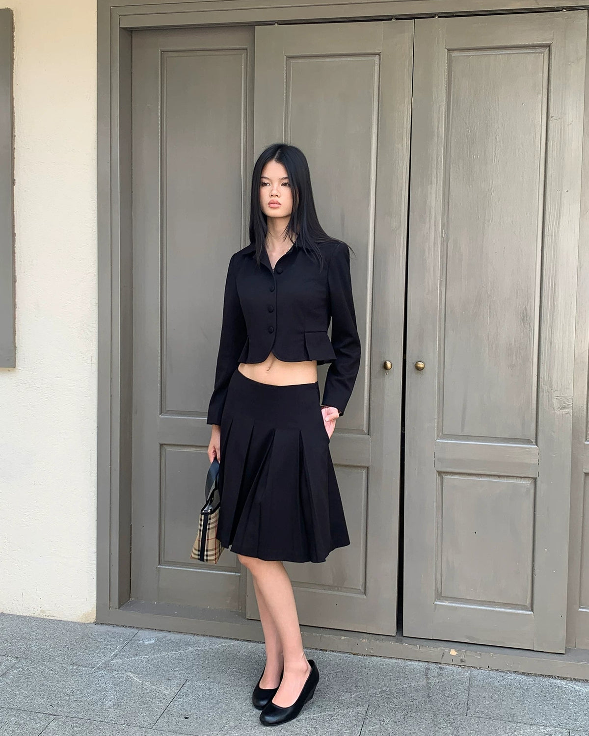 Black Peter Pan Collar Fitted Blazer