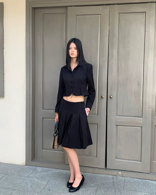 Black Peter Pan Collar Fitted Blazer