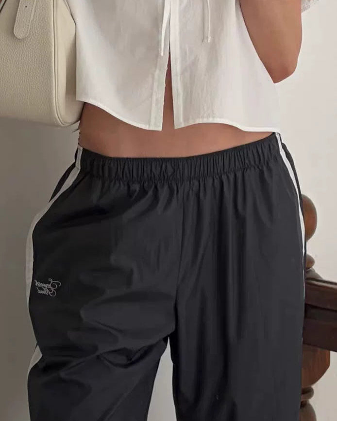 Elle | Contrast Stripe Capri Track Pants