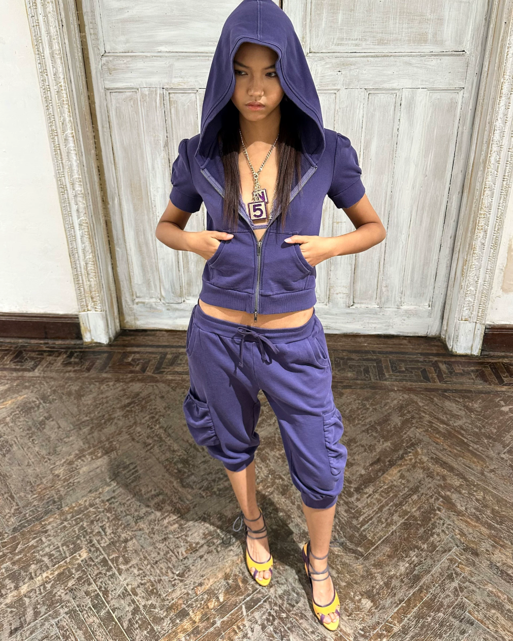 Elle | Cropped Short Sleeve Zip-Up Hoodie