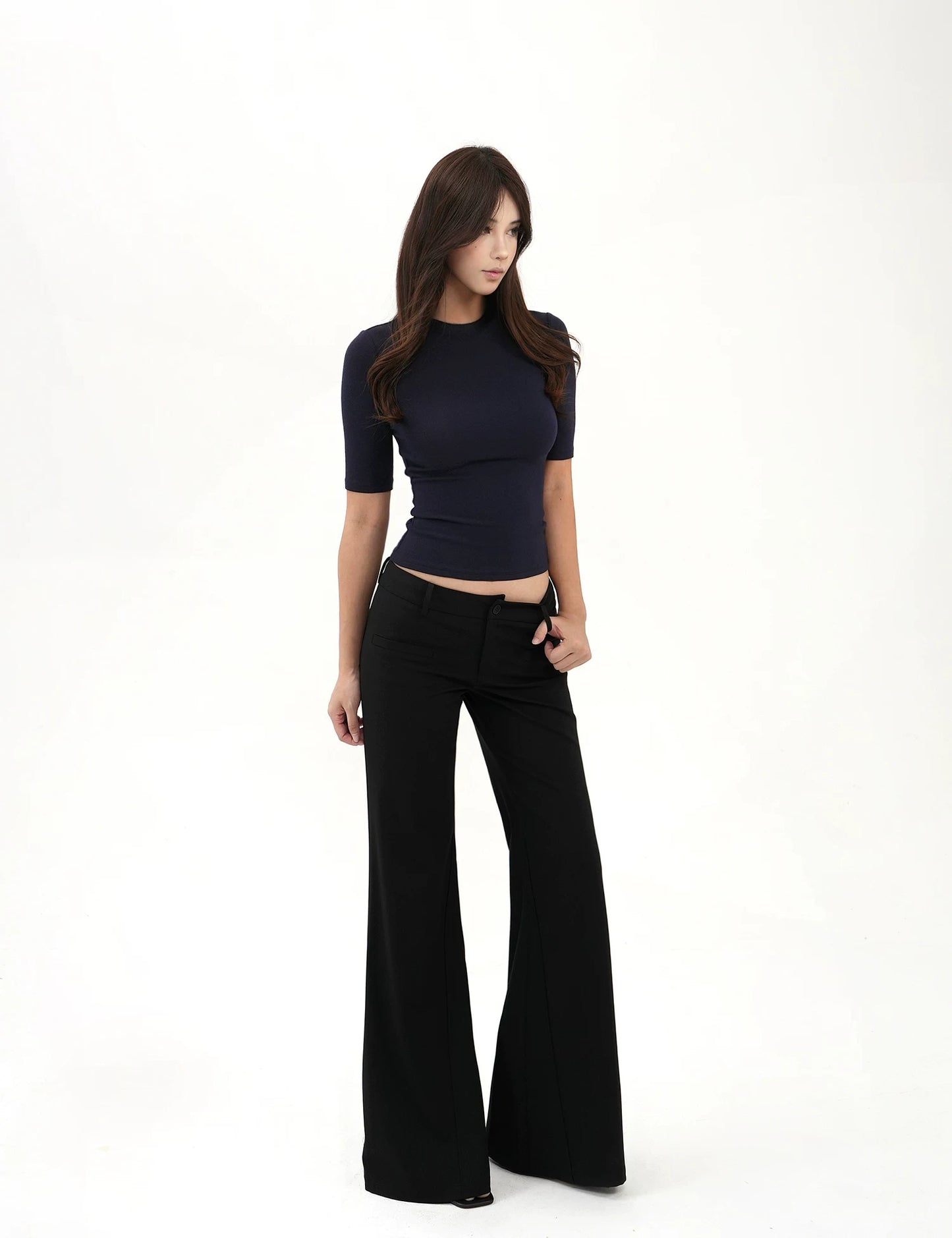 Elle | Essential Mid Sleeve Tee