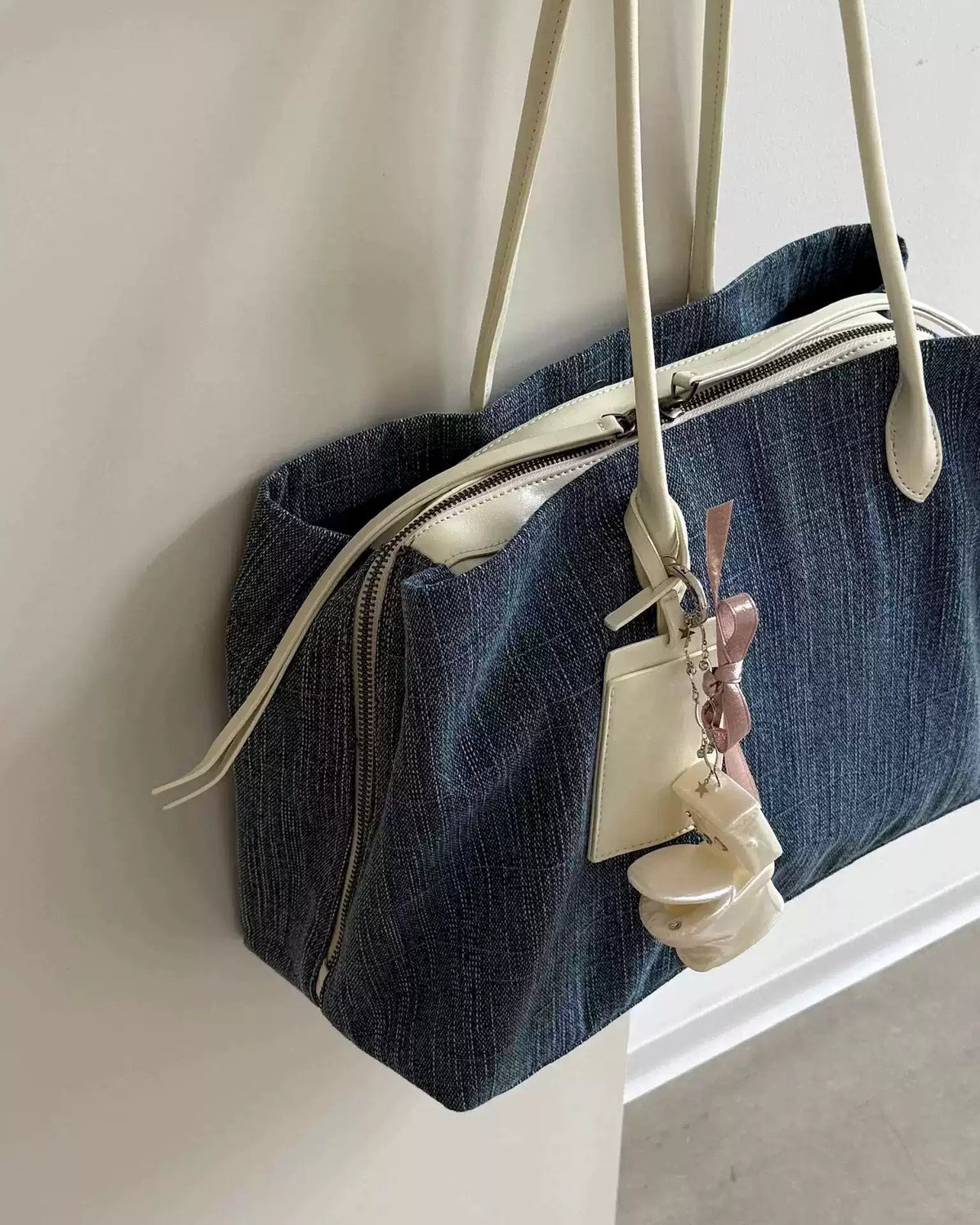 Parachute Nylon Multi-Compartment Tote Bag