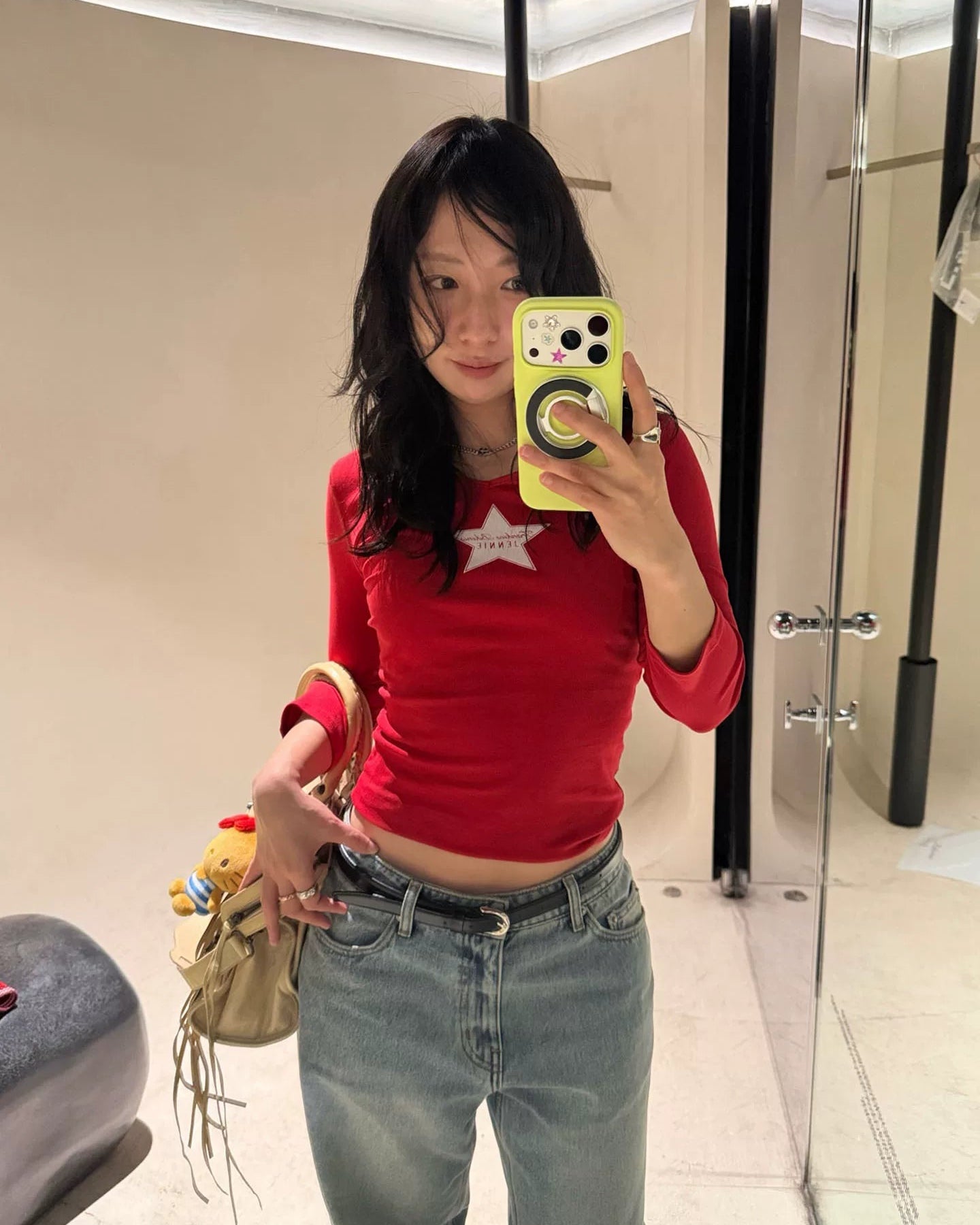 Elle | Star Graphic V-Neck 3/4 Sleeve Top