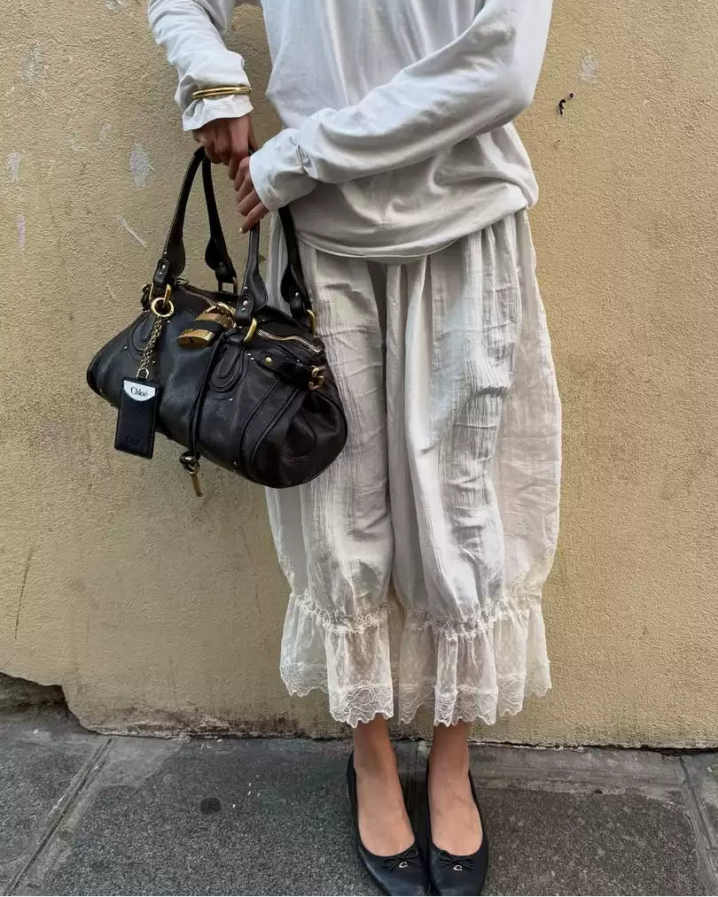 Elle | White Lace Trim Balloon Capri Pants