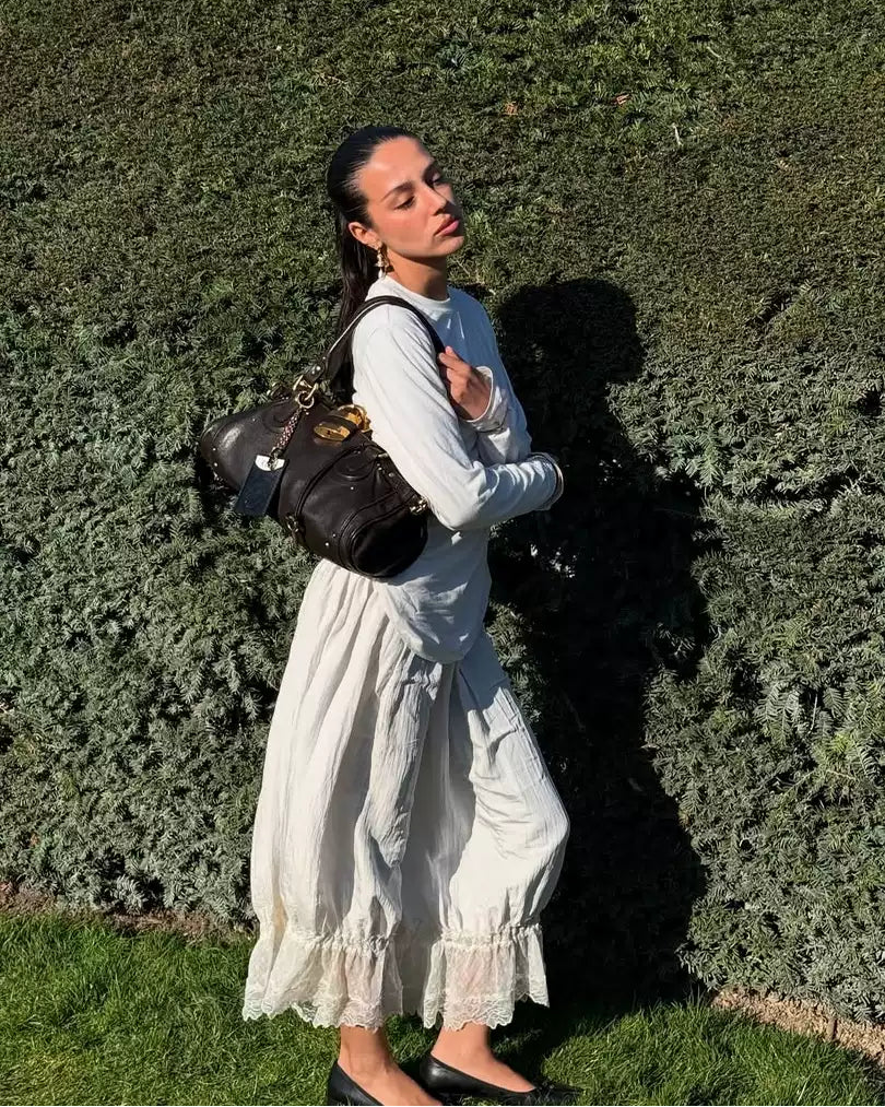 Elle | White Lace Trim Balloon Capri Pants