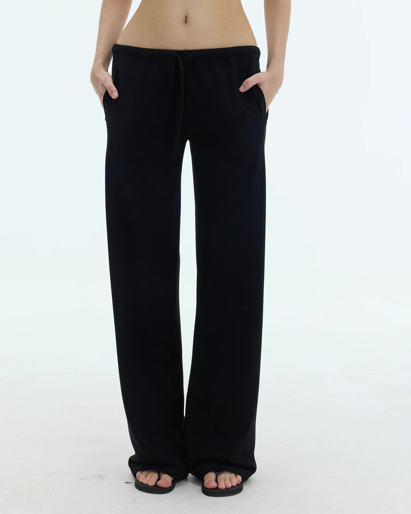 Everyday ｜ Low-Rise Drawstring Sweatpants