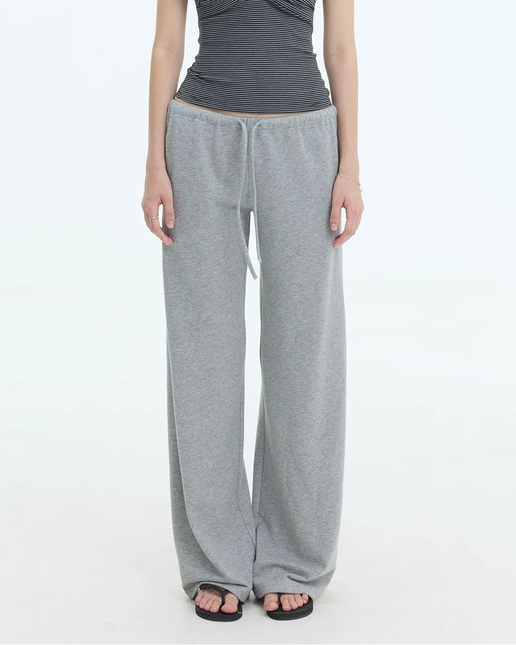 Everyday ｜ Low-Rise Drawstring Sweatpants