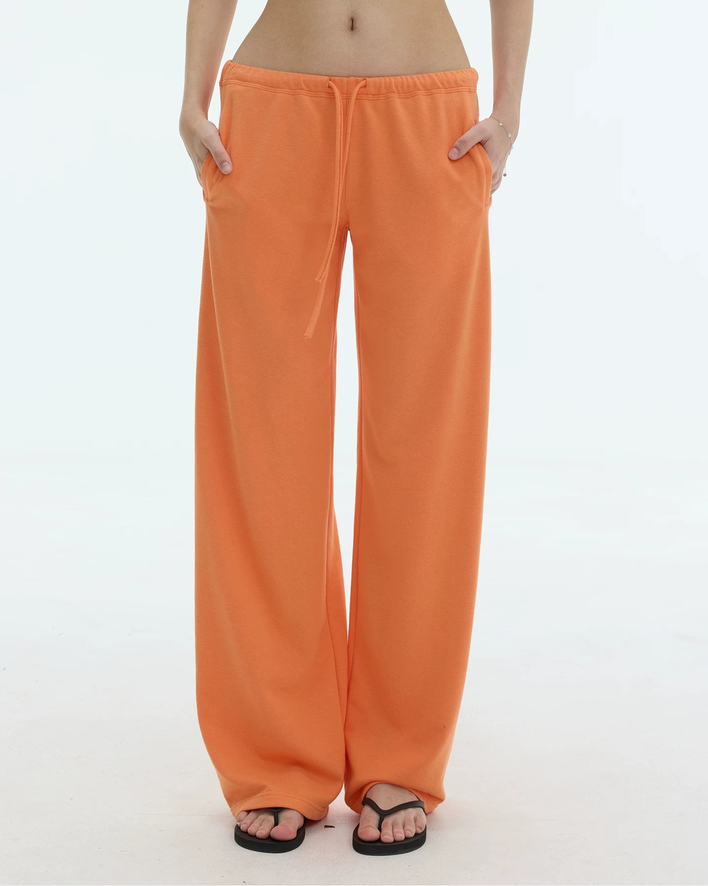 Everyday ｜ Low-Rise Drawstring Sweatpants