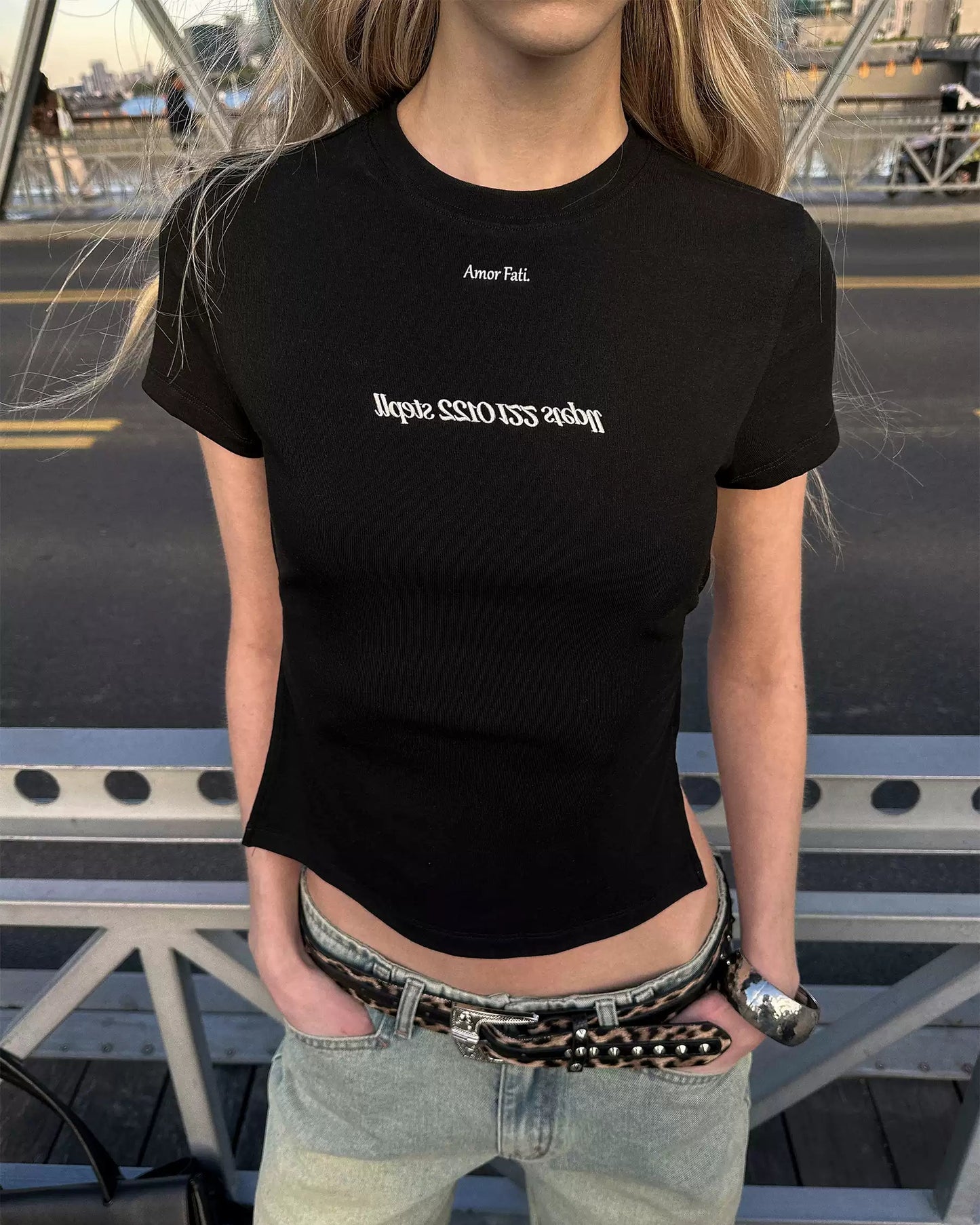 0122stepll | Fatal Back Open Tee
