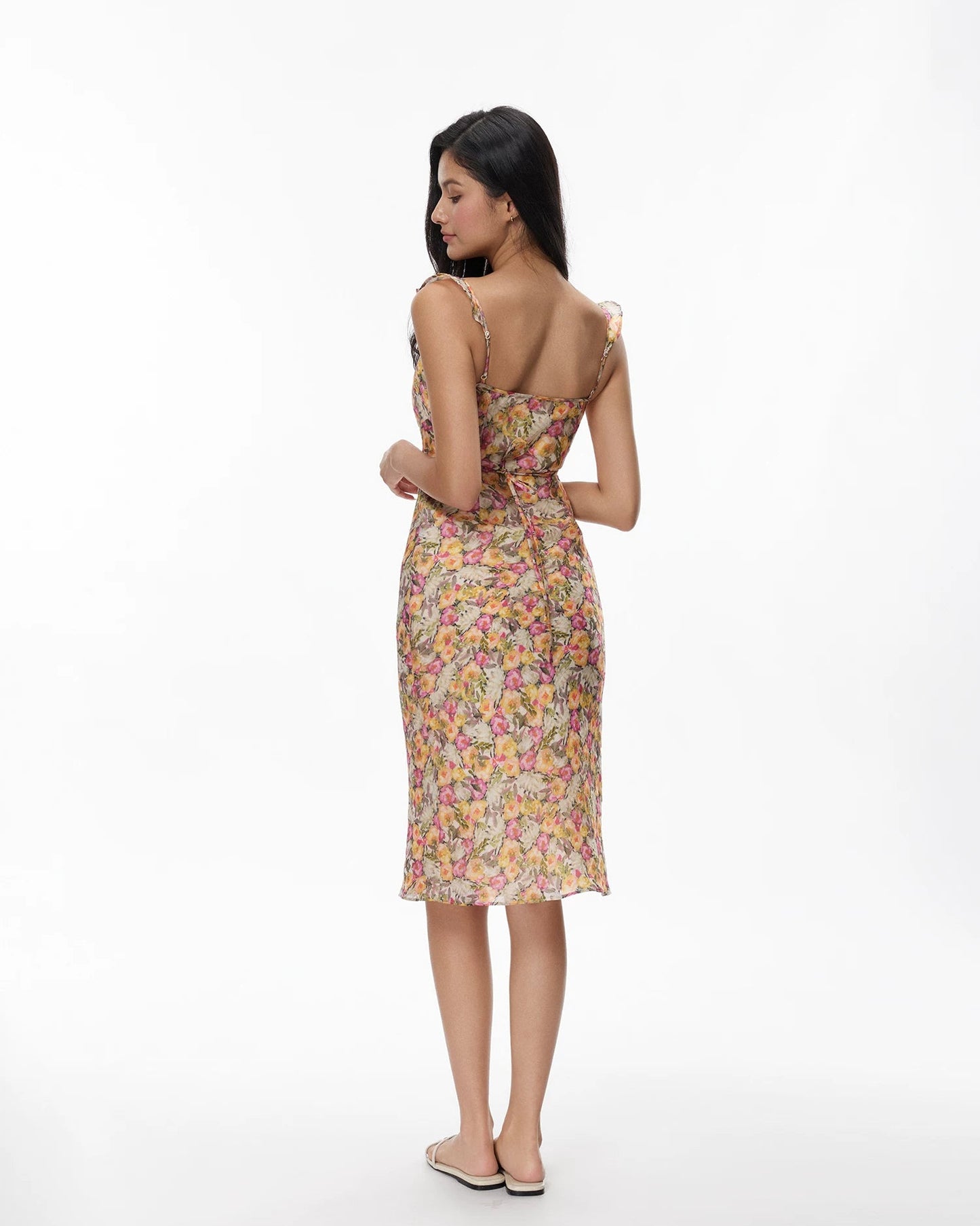 Elle | French Floral Ruffle V-Neck Midi Dress