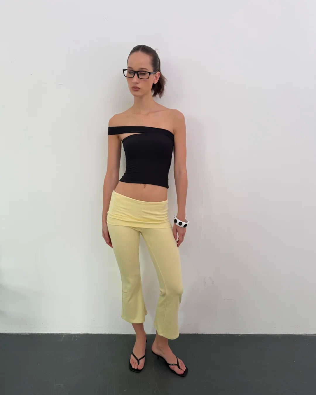 Gymwear | Foldover Flare Capri Yoga Pants