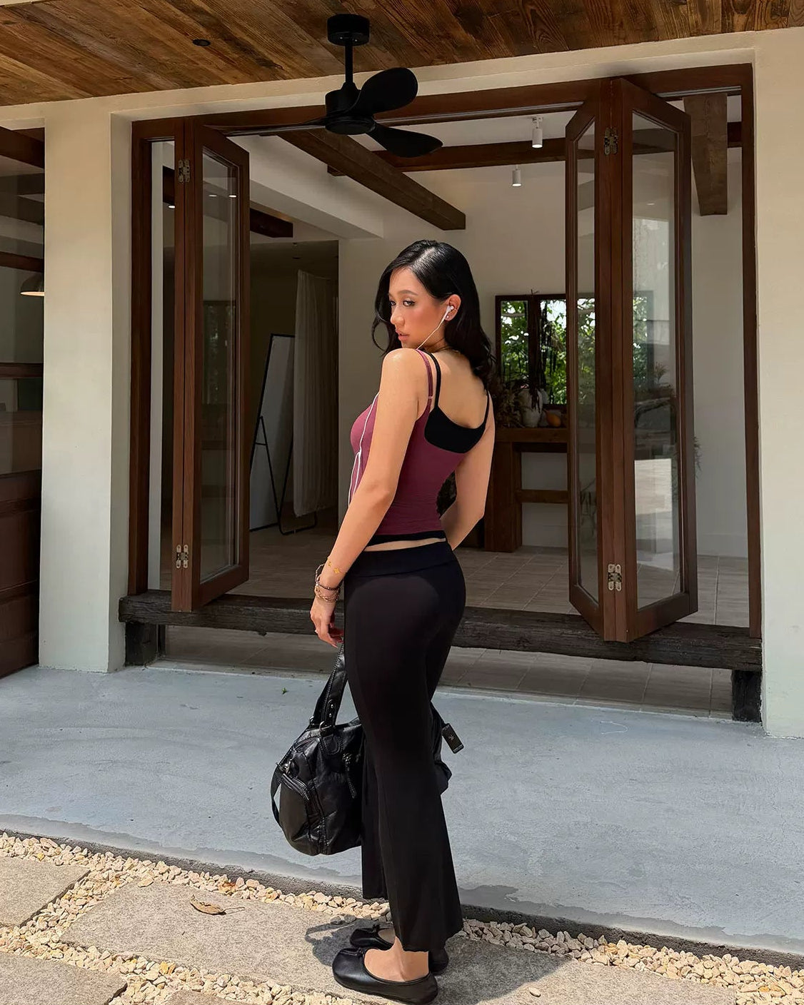 Gymwithelle | Low-Rise Cropped Flare Pants