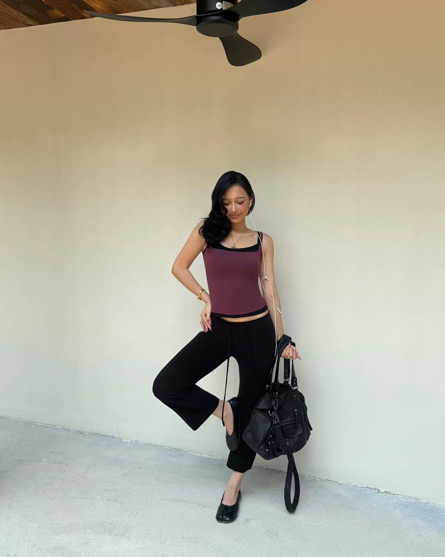 Gymwithelle | Low-Rise Cropped Flare Pants