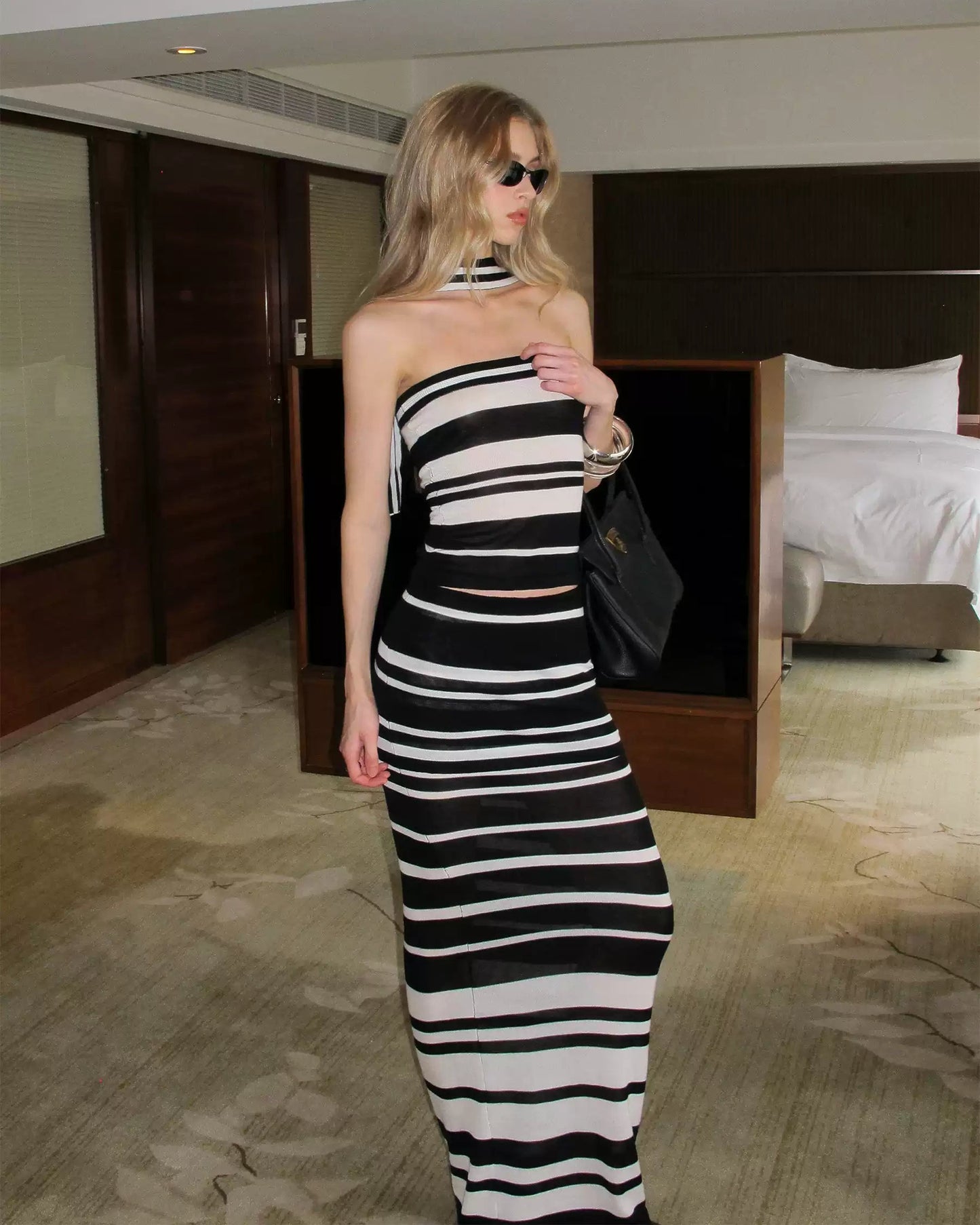 0122stepll | Line Poetry Striped Tube Top & Skirt Set