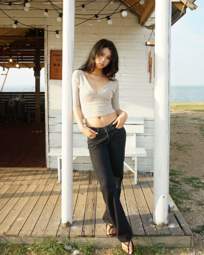 IMSORRY | Tulip Bootcut Jeans