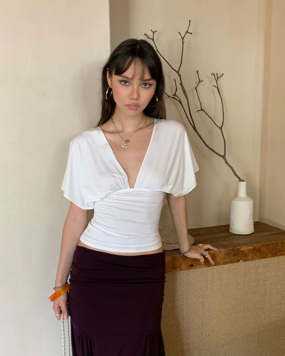 Elle | Luna Deep V Top