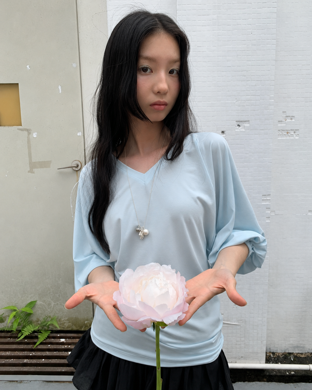 Lyla Lyocell V-Neck Balloon Sleeve Top