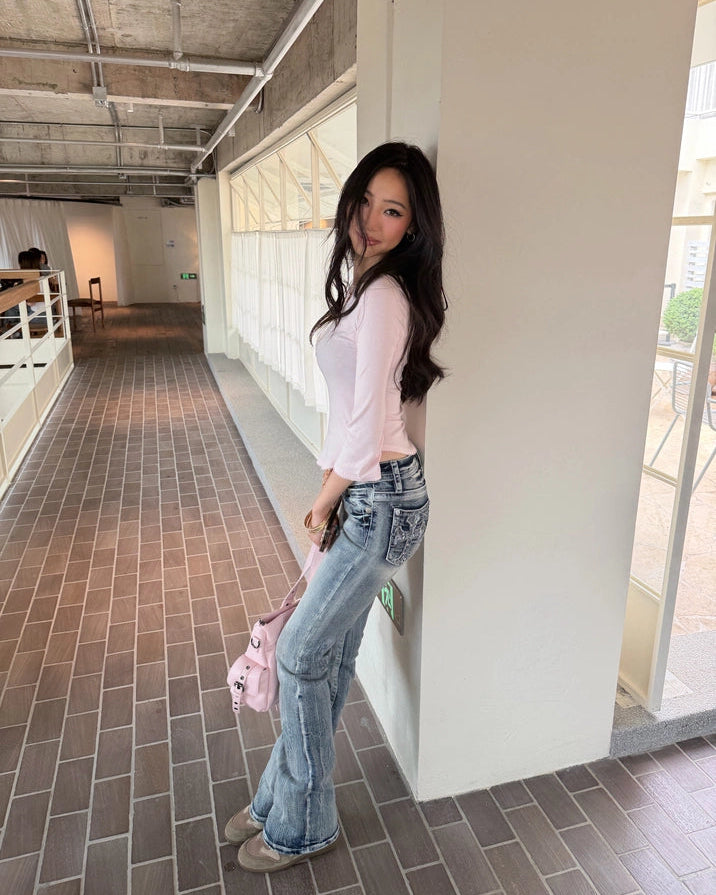 Miss Me Low-Rise Bootcut-Jeans mit Stickerei
