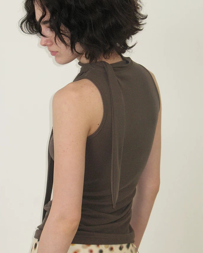 Mito de dar | Sand Mist Modal Drape Neck Scarf Tank