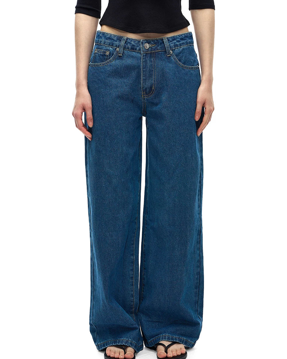 Model Off-Duty Low Rise Wide Leg Jeans