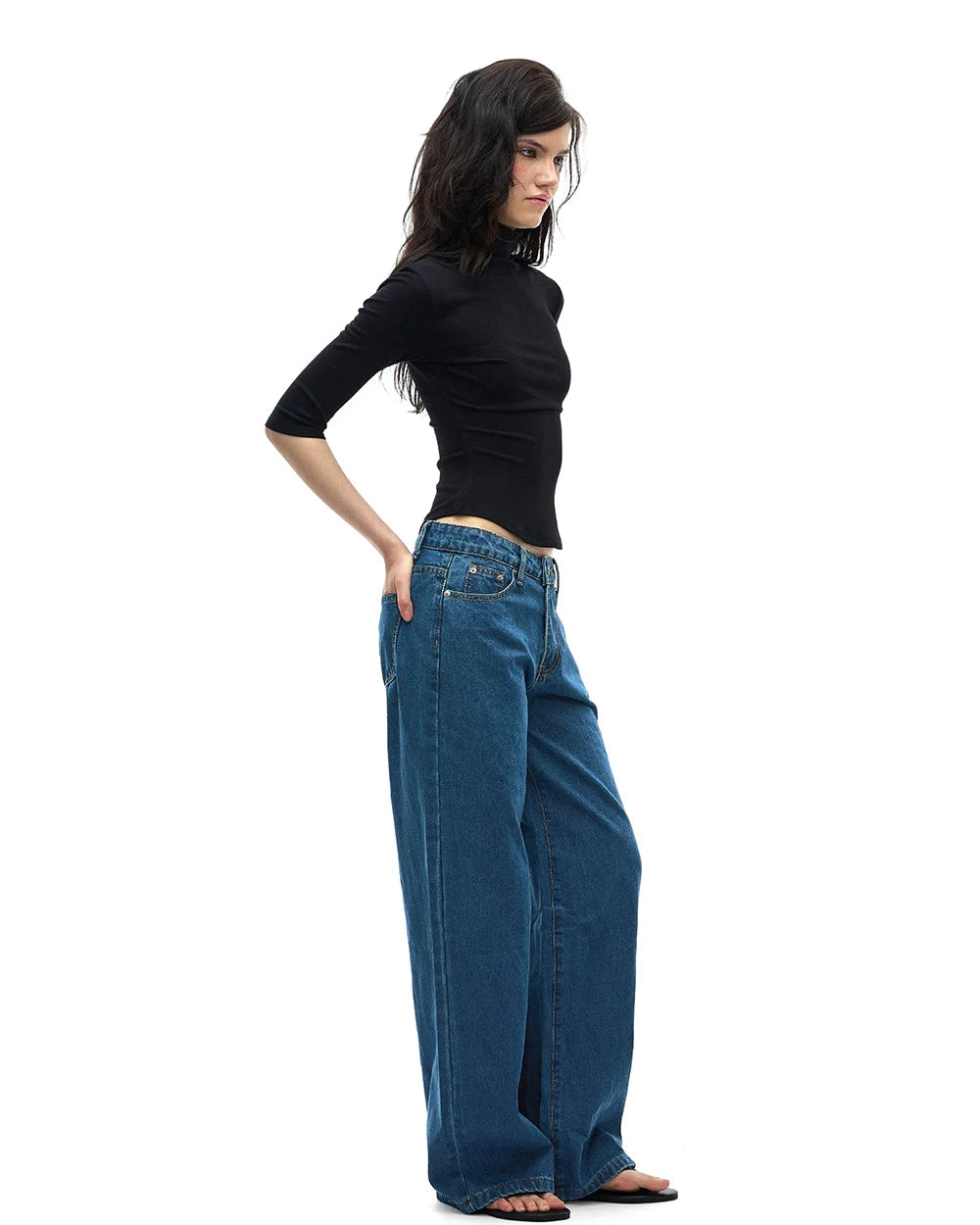 Model Off-Duty Low Rise Wide Leg Jeans