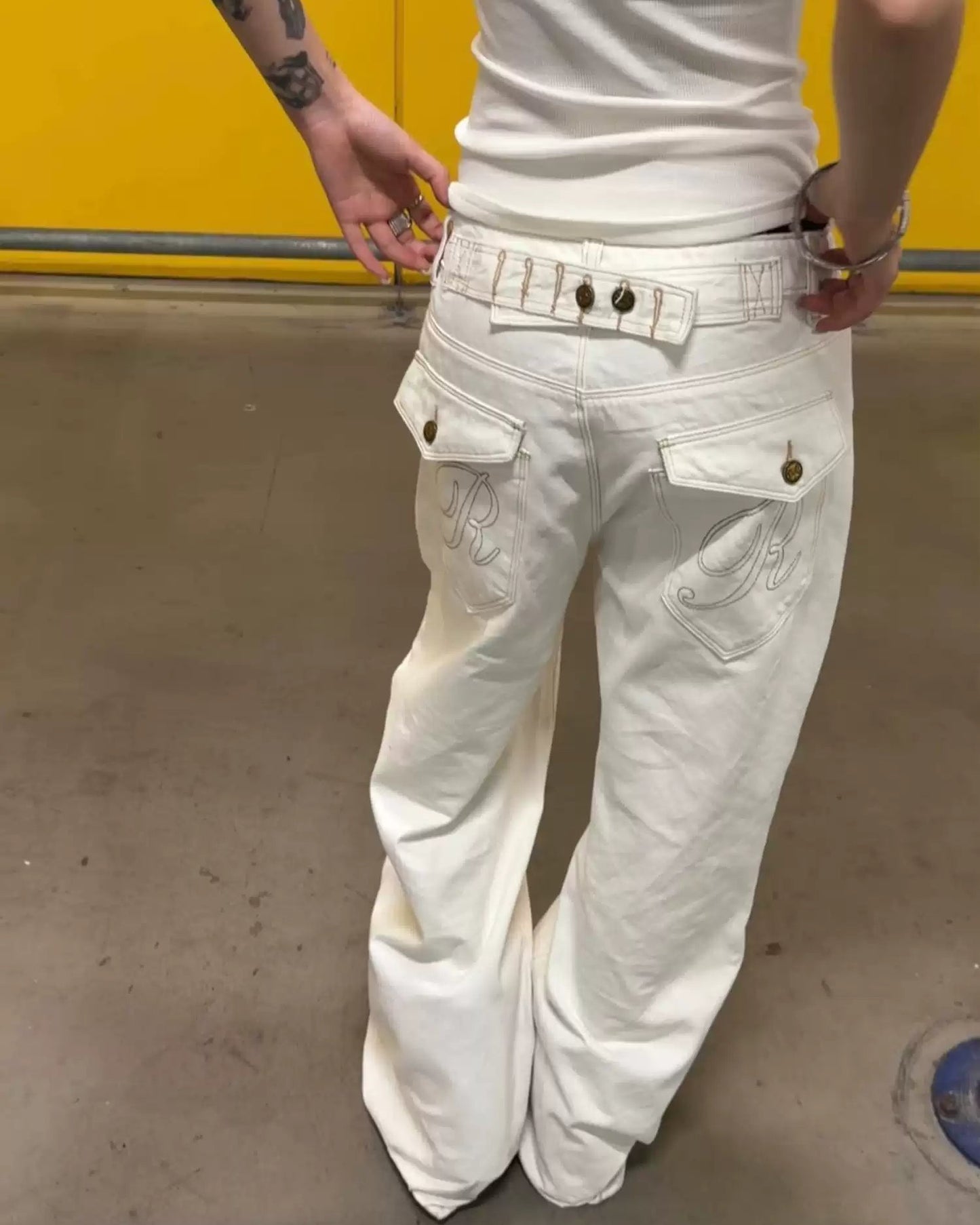 Elle | Paris Buckle Straight Leg Jeans