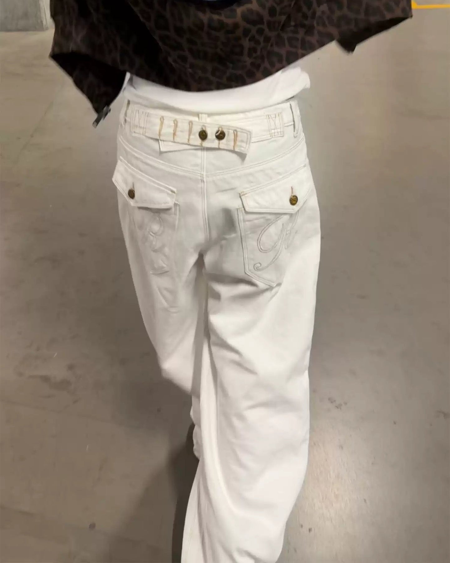 Elle | Paris Buckle Straight Leg Jeans
