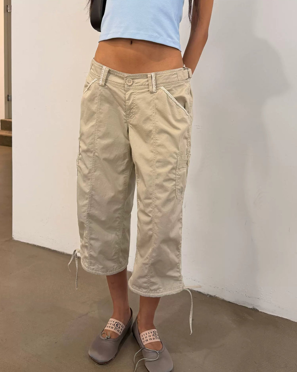 Scout Low-Rise Utility Capri Pants