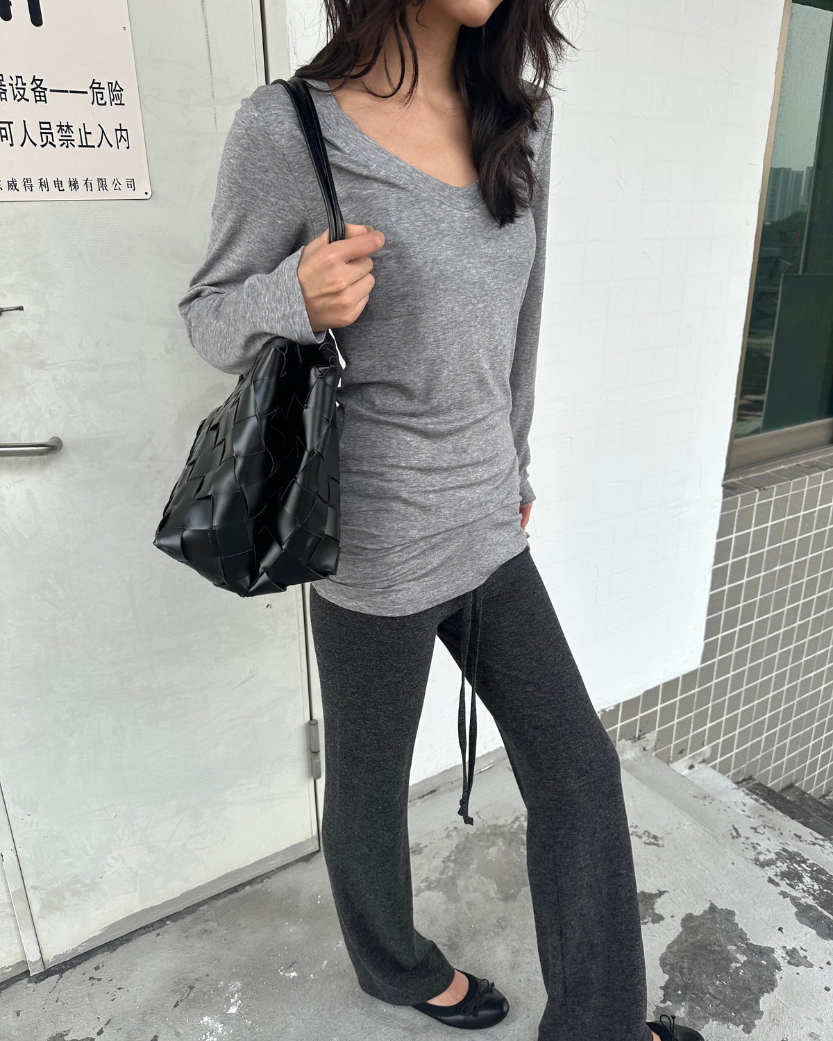 Soft Layer V-Neck Tencel Wool Long Sleeve Top