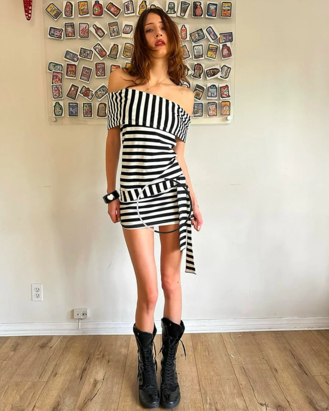 Vacances Off-Shoulder Striped Mini Dress