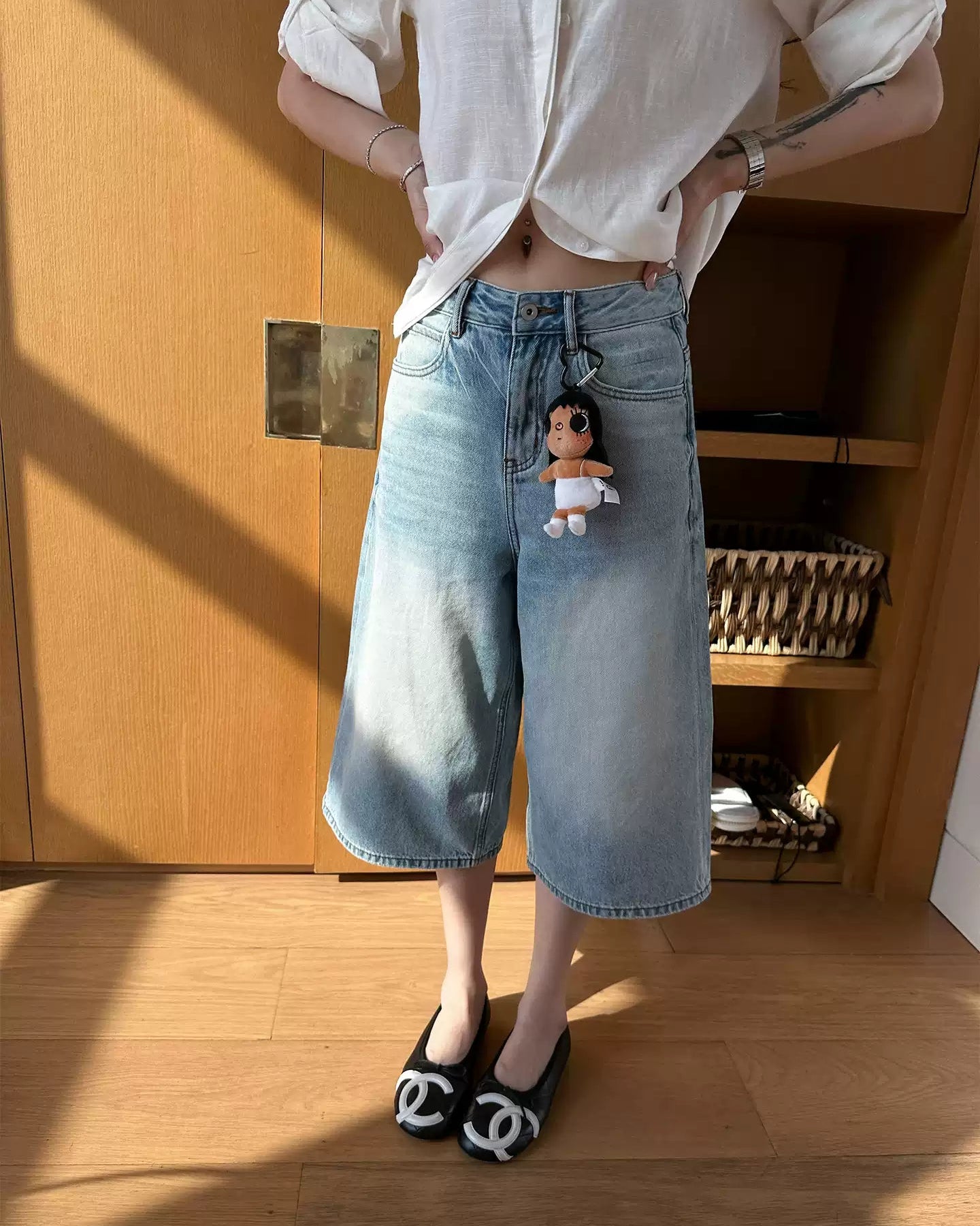 Elle | Vintage Wash Wide-Leg Denim Capri Jeans