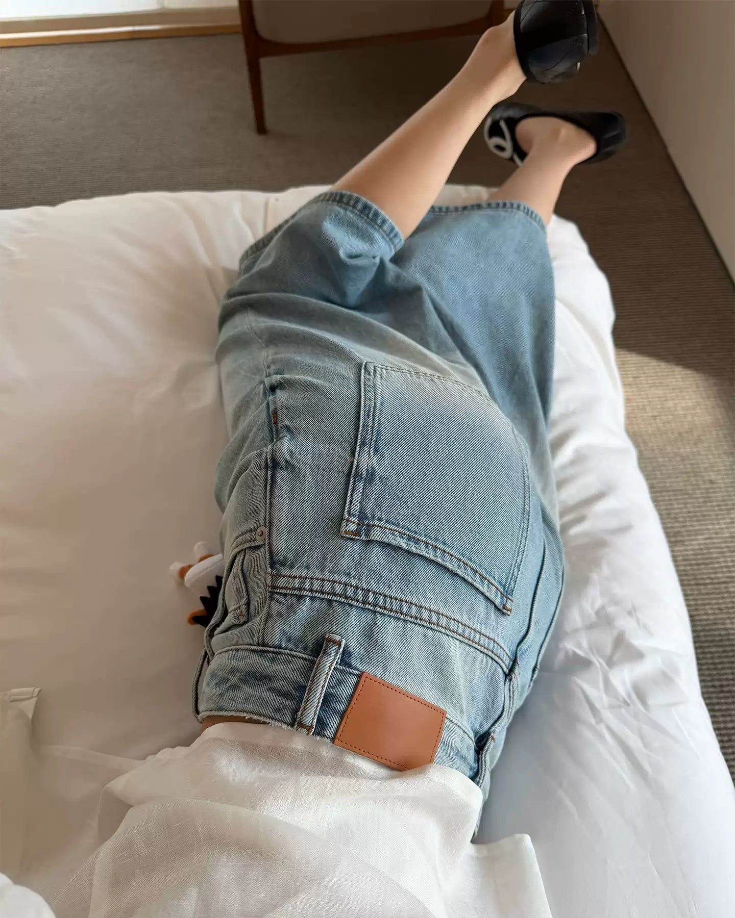 Elle | Vintage Wash Wide-Leg Denim Capri Jeans