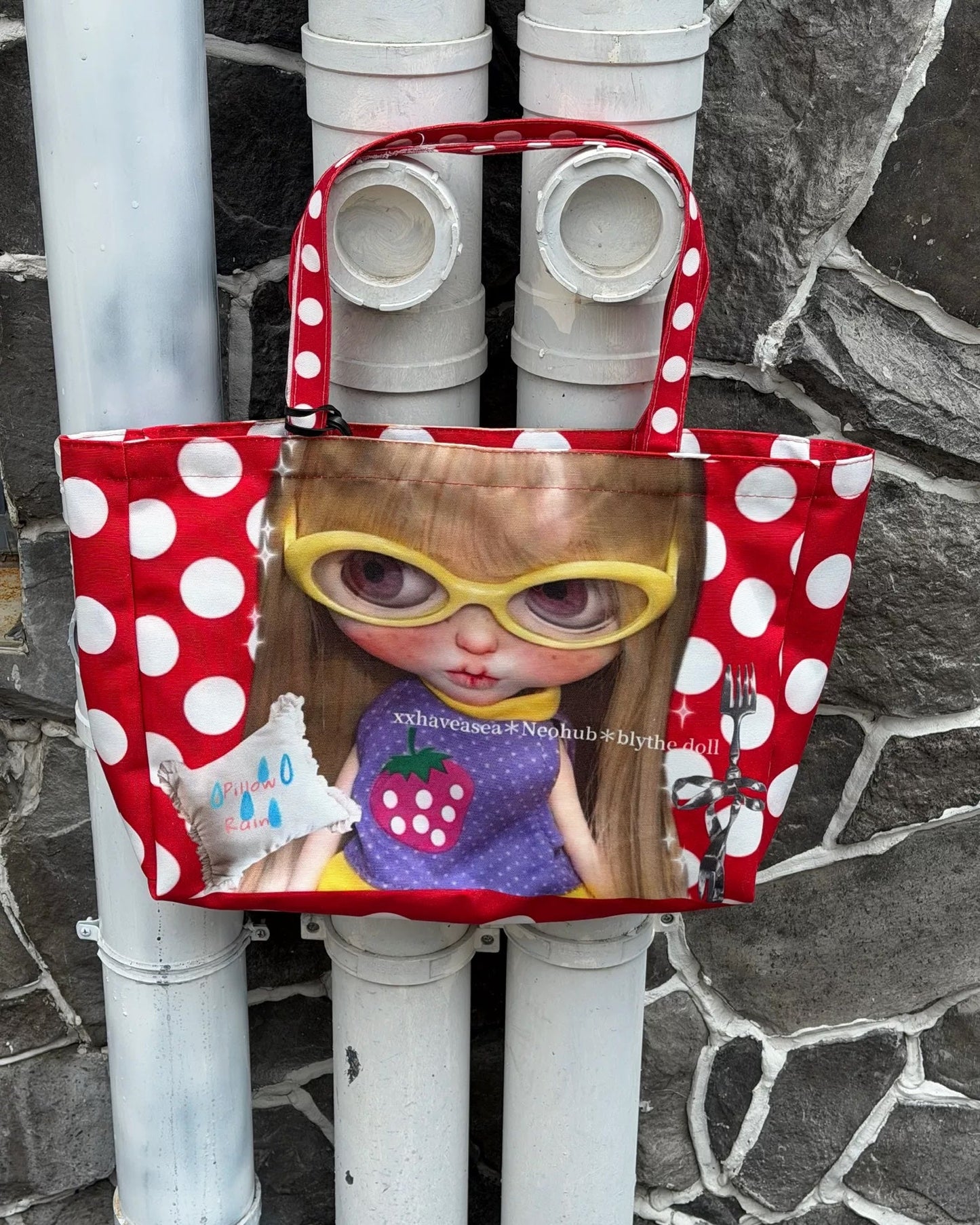 xxhaveasea | Neohub x Blythe Doll Graphic Polka Dot Tote Bag