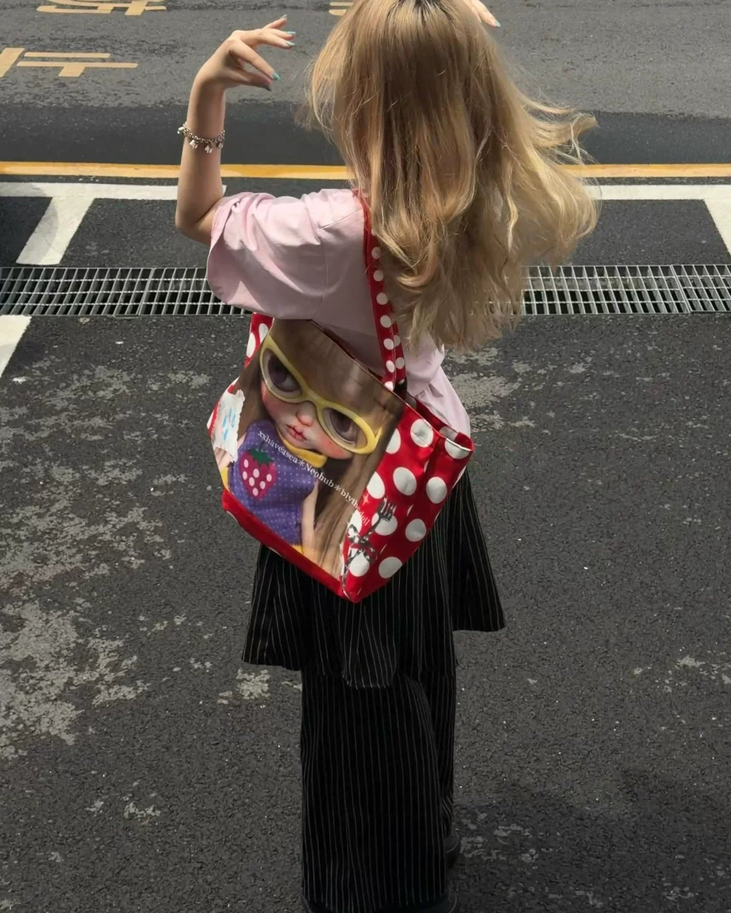 xxhaveasea | Neohub x Blythe Doll Graphic Polka Dot Tote Bag