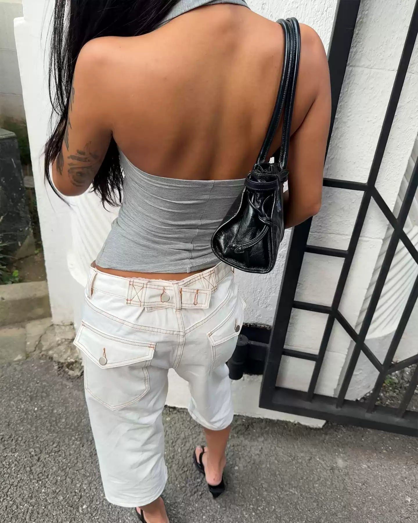 Elle | Zoe Halter Top